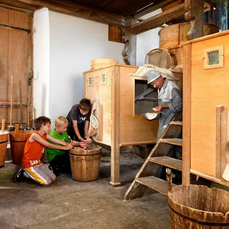 Feriegård Farm Sorzev Mlin